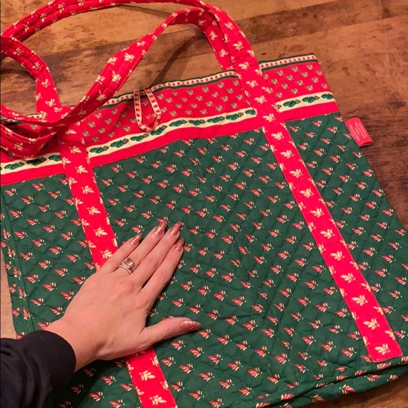 Handbags - 🍋NEW! Christmas shopping tote bag quilted cotton